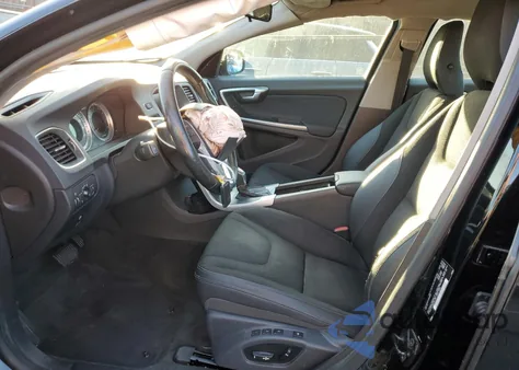 2013 Volvo S60 T5 z USA, uszkodzony, nr VIN YV1612FS7D1219009